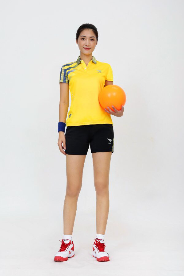 Áo bóng chuyền, cầu lông Hiwing W3 Nữ màu Vàng